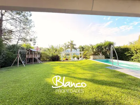 Casa en Venta de 4 dormitorios