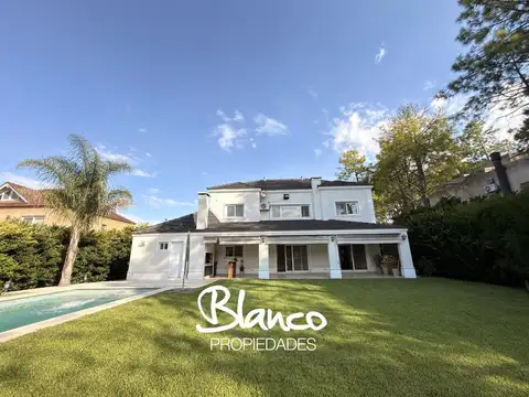 Casa en Venta en La Lomada De Pilar, Countries y Barrios Cerrados en Pilar