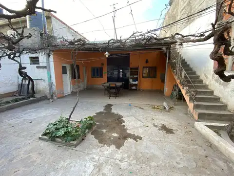 Casa 4 ambientes con 1 baño