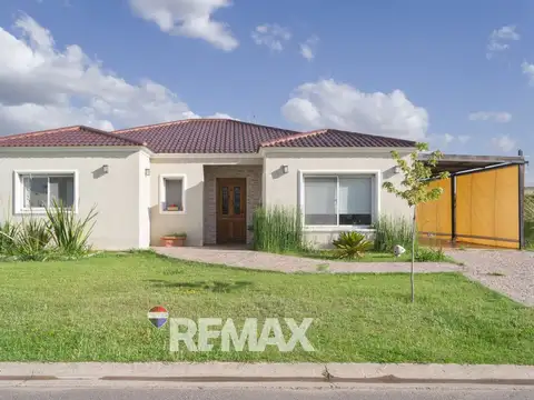 CASA 4 AMBIENTES VENTA BARRIO SANTA INES CANNING