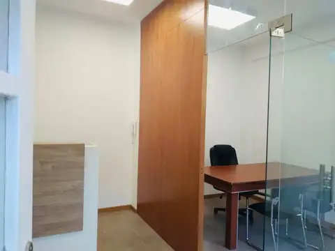 VENTA OFICINA SAN ISIDRO ZONA TRIBUNALES