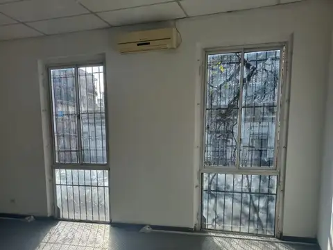 Oficina en Alquiler Temporal al Norte