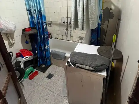 Depto Tipo Casa en Venta 60 años