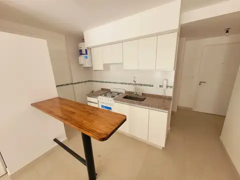 Departamento en Alquiler en Villa Luro, $ 570.000
