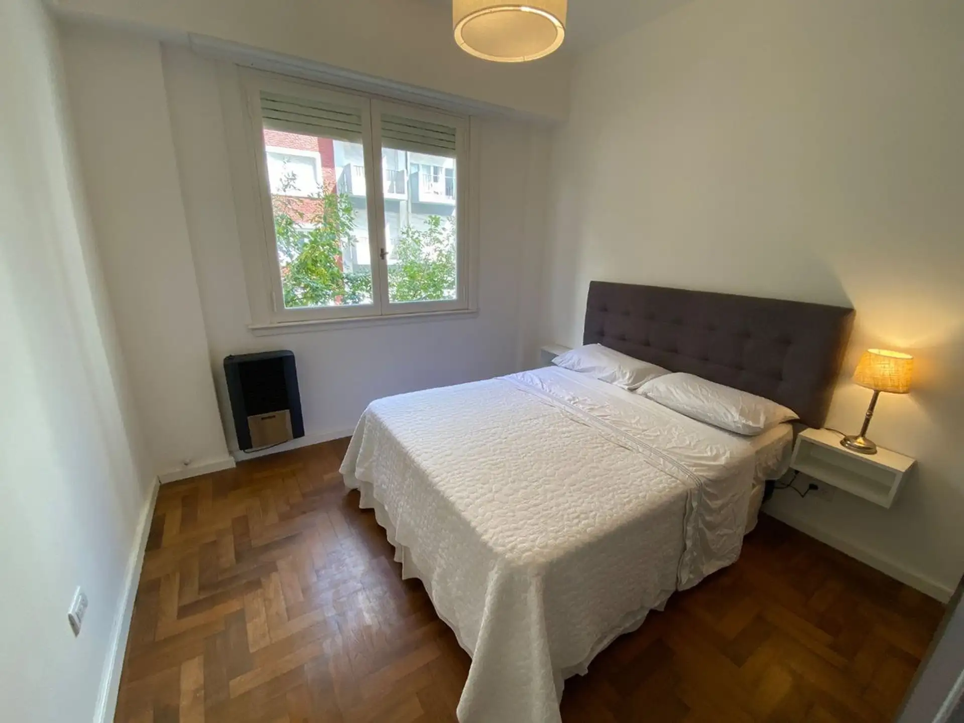 Venta Depto 3 amb Reciclado c/balcon en Pza Colon