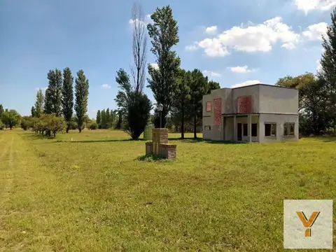 Terreno en venta - 2200Mts2 - Los Girasoles de Luján