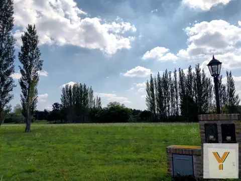 Terreno en venta - 2200Mts2 - Los Girasoles de Luján