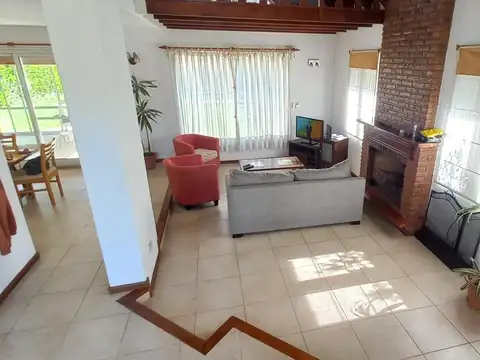 Casa en Alquiler en Campo Chico, USD 1.150