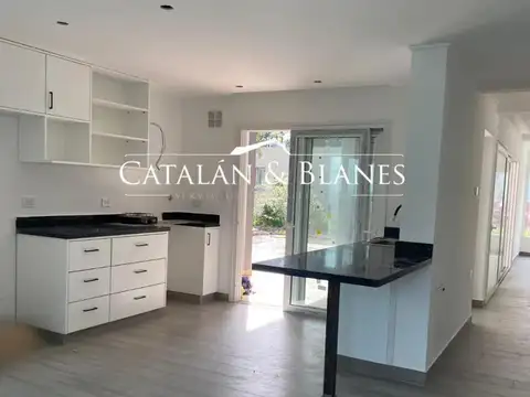 Casa 4 ambientes con 4 baños