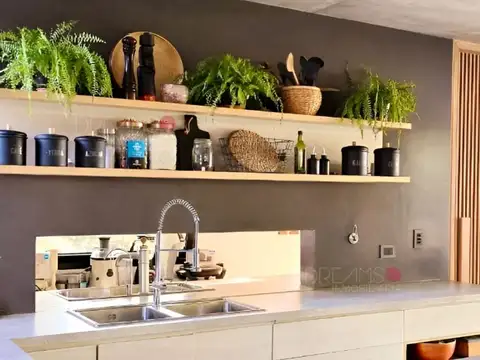 Casa en Alquiler de 3 dormitorios