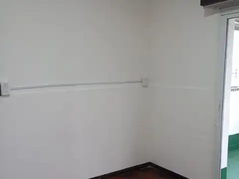 Salta 100, Piso 5