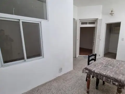 Excelente ph ideal estudiantes 3 ambientes pleno centro comercial