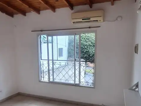 SANTOS LUGARES, ALMAFUERTE 4100.- AMPLISIMO PH 2 AMB. SIN EXPENSAS TERRAZA