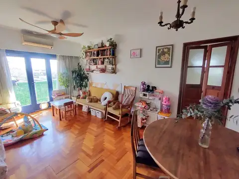 VENTA DEPARTAMENTO 4 AMBIENTES CON BALCON