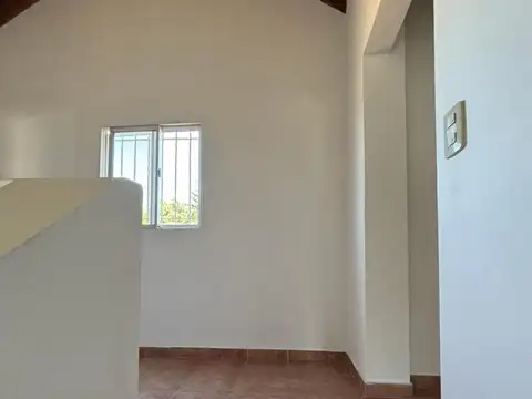 Casa en venta - 4 Dormitorios 3 Baños - 537mts2 - Moreno