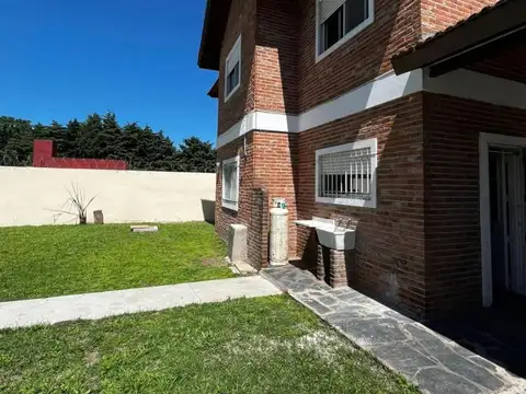 Casa en Venta en La Reja, USD 186.000