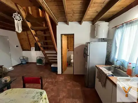 Casa 2 ambientes con 1 baño