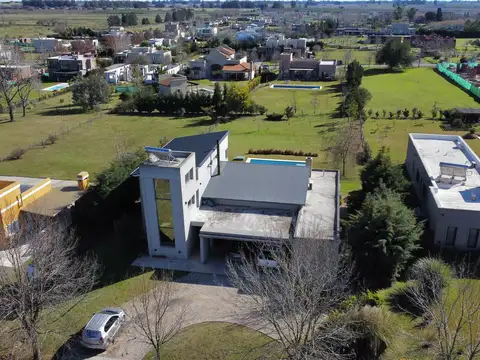 Casa en Venta en Chacras De La Reserva, USD 360.000