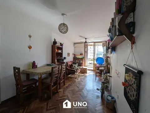 Laprida y 9 de Julio - Dpto de 2 Dormitorios.