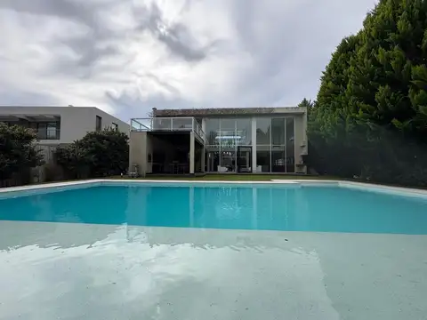 CASA EN ALQUILER HARAS SANTA MARIA