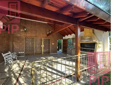 Casa 6 ambientes con 6 baños