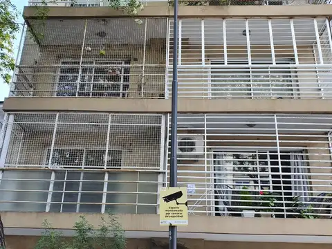 ALQUILER MONOAMBIENTE CON BALCON AL FRENTE EN COGHLAN