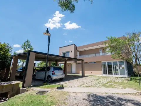 Casa en Venta en Santo Tome, USD 450.000