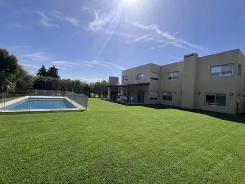 Casa en Alquiler - Santa Catalina - Villanueva