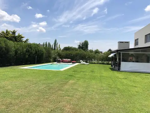 Casa en Alquiler en Villanueva, Countries y Barrios Cerrados en Tigre