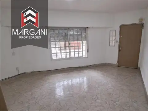 2 Departamentos 3AMB C/U c/ Patio - OPORTUNIDAD -