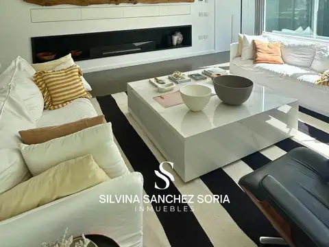 VENTA CASA 6 AMBIENTES EN BARRIO EL CARDAL I, LOS CARDALES