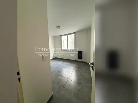 Departamento en Alquiler en Centro de Luján, $ 900.000