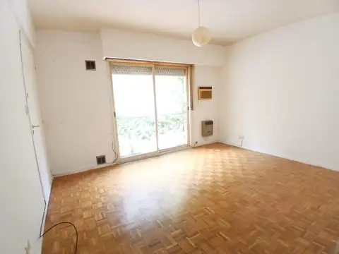 Mitre 1600, Piso 2°
