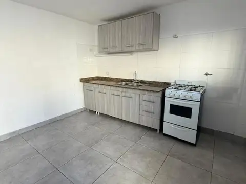 Depto Tipo Casa en Alquiler al Noreste