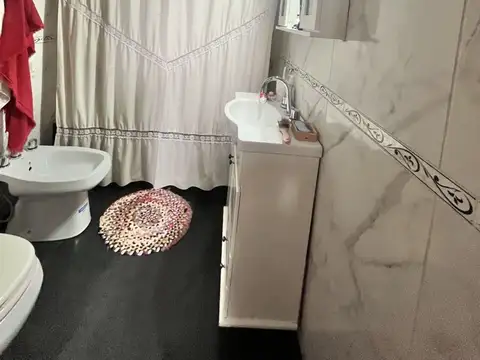 Depto Tipo Casa 4 ambientes con 1 baño