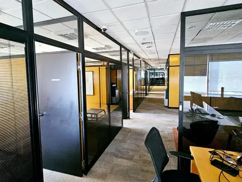 Oficina en Alquiler en Catalinas, USD 21.000