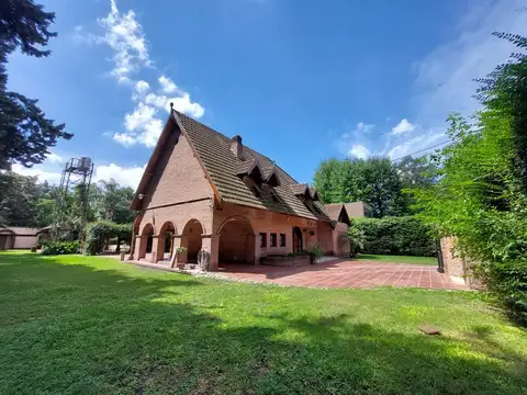 Casa en Venta de 4 dormitorios