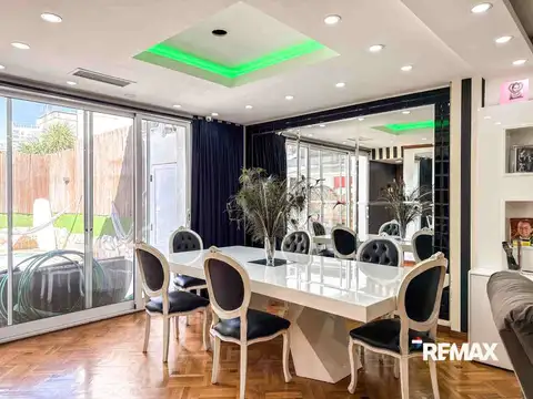 Casa 6 ambientes con 4 baños