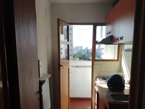 Monoambiente Muy Luminoso re bien ubicado 