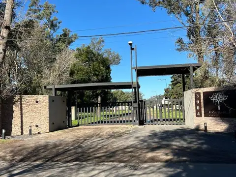419 e 139 y 140 - Barrio Los Ciruelos
