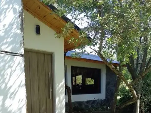 Casa 5 ambientes con 1 baño