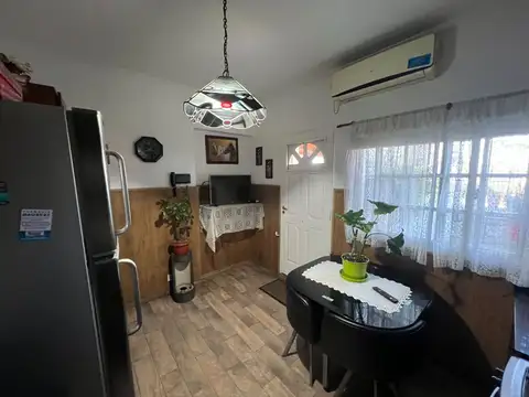 Depto Tipo Casa en Venta en Berazategui, USD 75.000