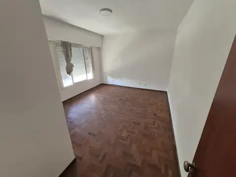 Depto Tipo Casa 4 ambientes con 1 baño