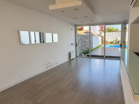 Casa en Alquiler de 3 dormitorios