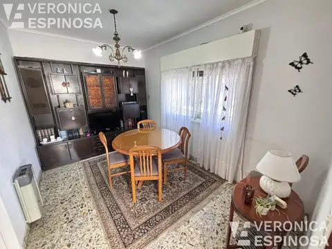 Depto Tipo Casa en Venta con 1 cocheras