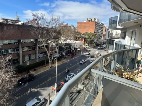 21 de Setiembre 2700