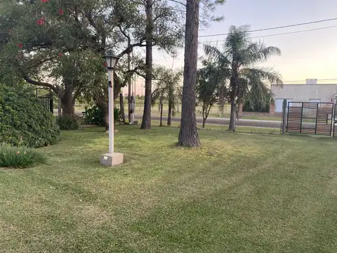 VENTA/ CASA QUINTA / PRESIDENTE ROCA / OPORTUNIDAD