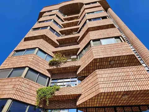 BELLO DEPARTAMENTO EN VENTA EN CARLOS PAZ, En TORRE SOLIS, Gran Vista Panorámica. 2 DORMITORIOS