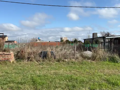 Terreno en venta en Altos residenciales - Roldan