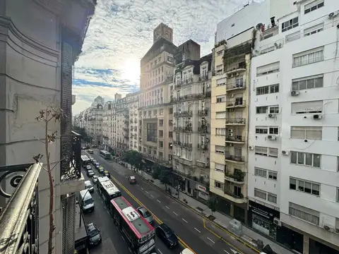 Avenida Santa Fe 1200